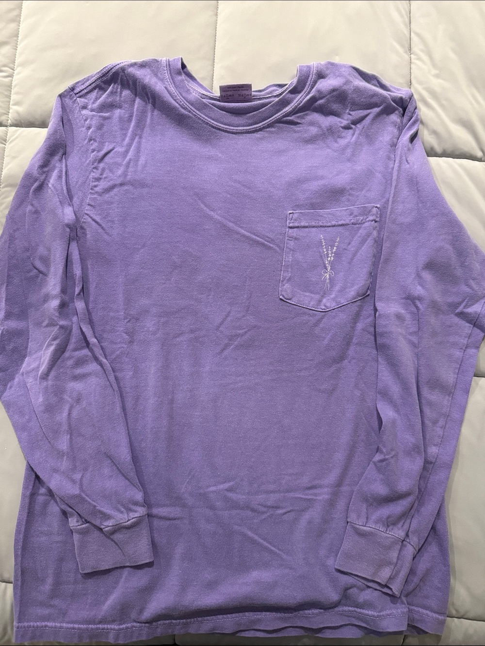 Women’s Long-Sleeve Pocket Tee - Lavender
